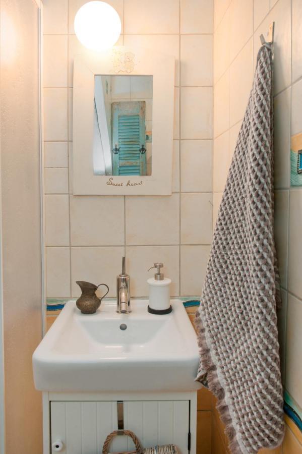 Seathon Seafront Beach Villa In Kalamitsi Ngoại thất bức ảnh