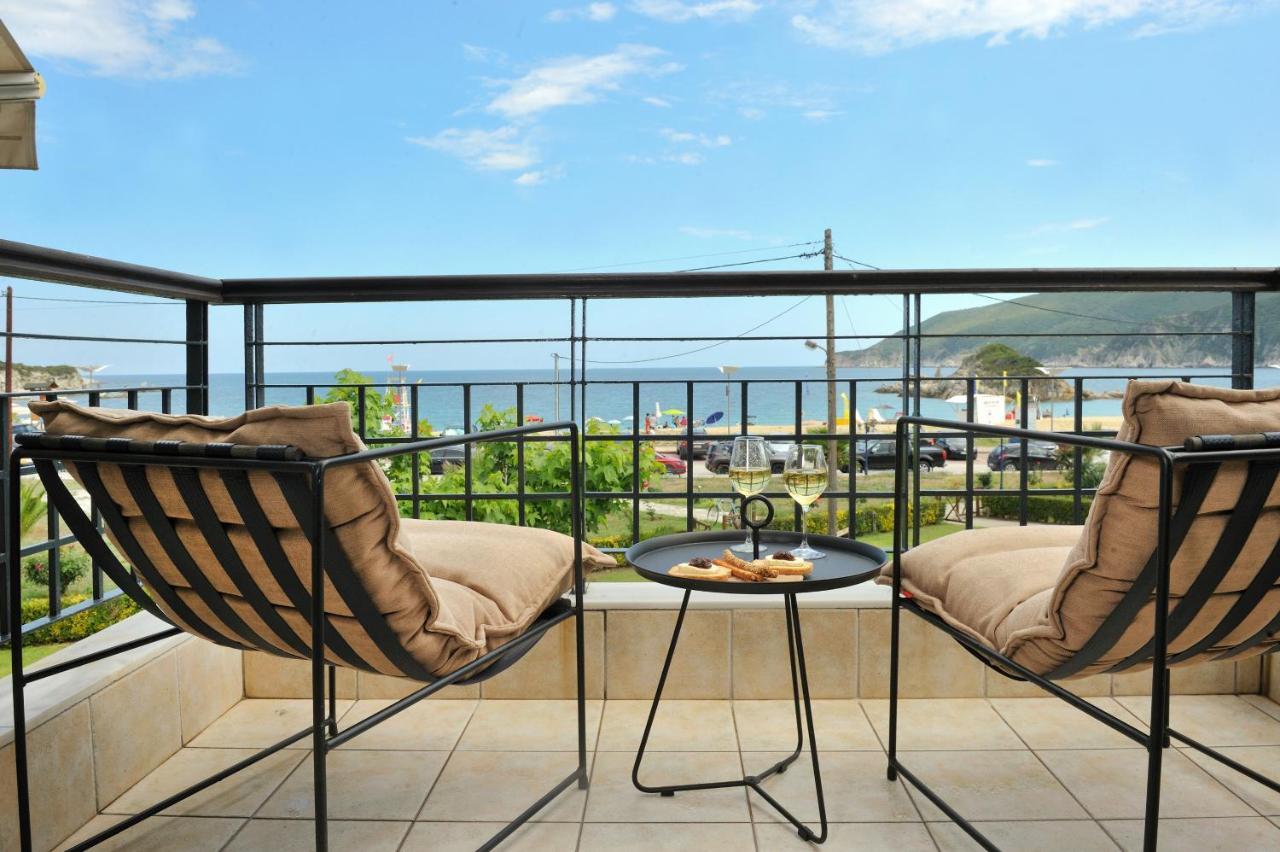 Seathon Seafront Beach Villa In Kalamitsi Ngoại thất bức ảnh
