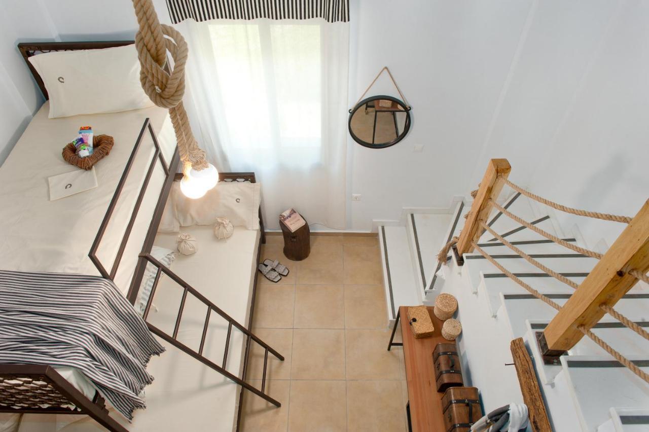 Seathon Seafront Beach Villa In Kalamitsi Ngoại thất bức ảnh